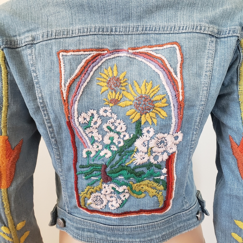 Pilcro Anthro Denim Jacket Embroidery Flowers S